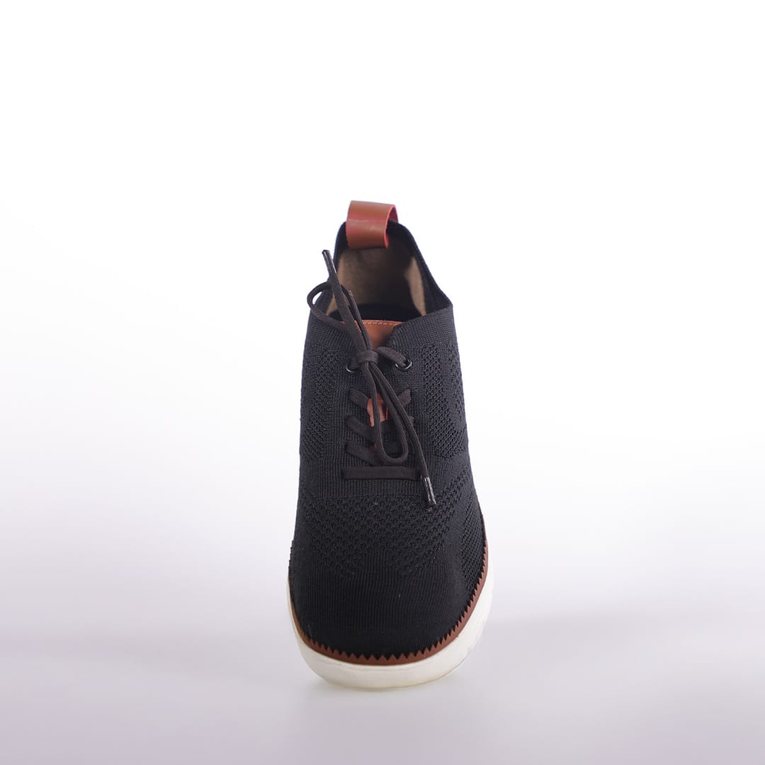 Black Casual Sneakers